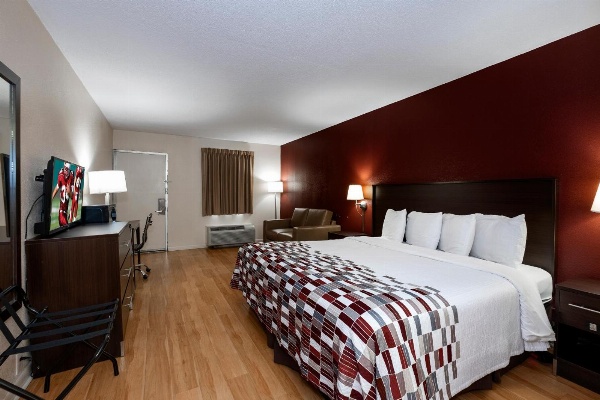 Red Roof Inn Knoxville North - Merchants Drive image 7